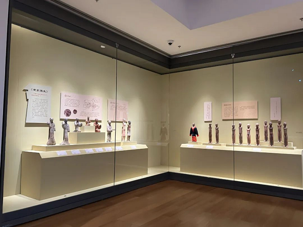 <b>汉景帝阳陵博物院67件文物在苏州博物馆参展</b>