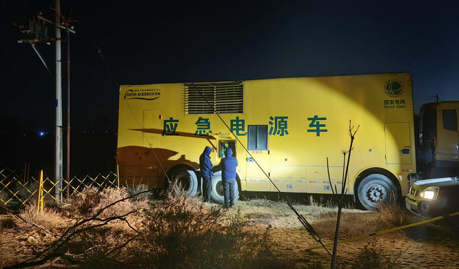 <b>国网榆林供电公司：变电站高效“焕新”  保民生用电无忧  </b>