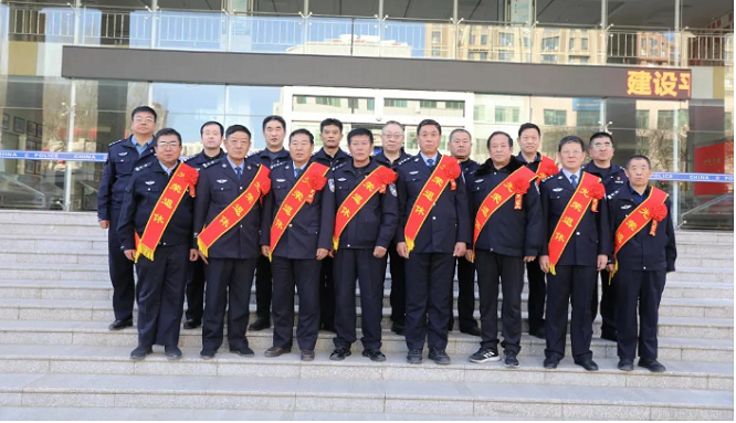 <b>榆林市靖边县公安局举行2024年度民警荣退仪式  </b>