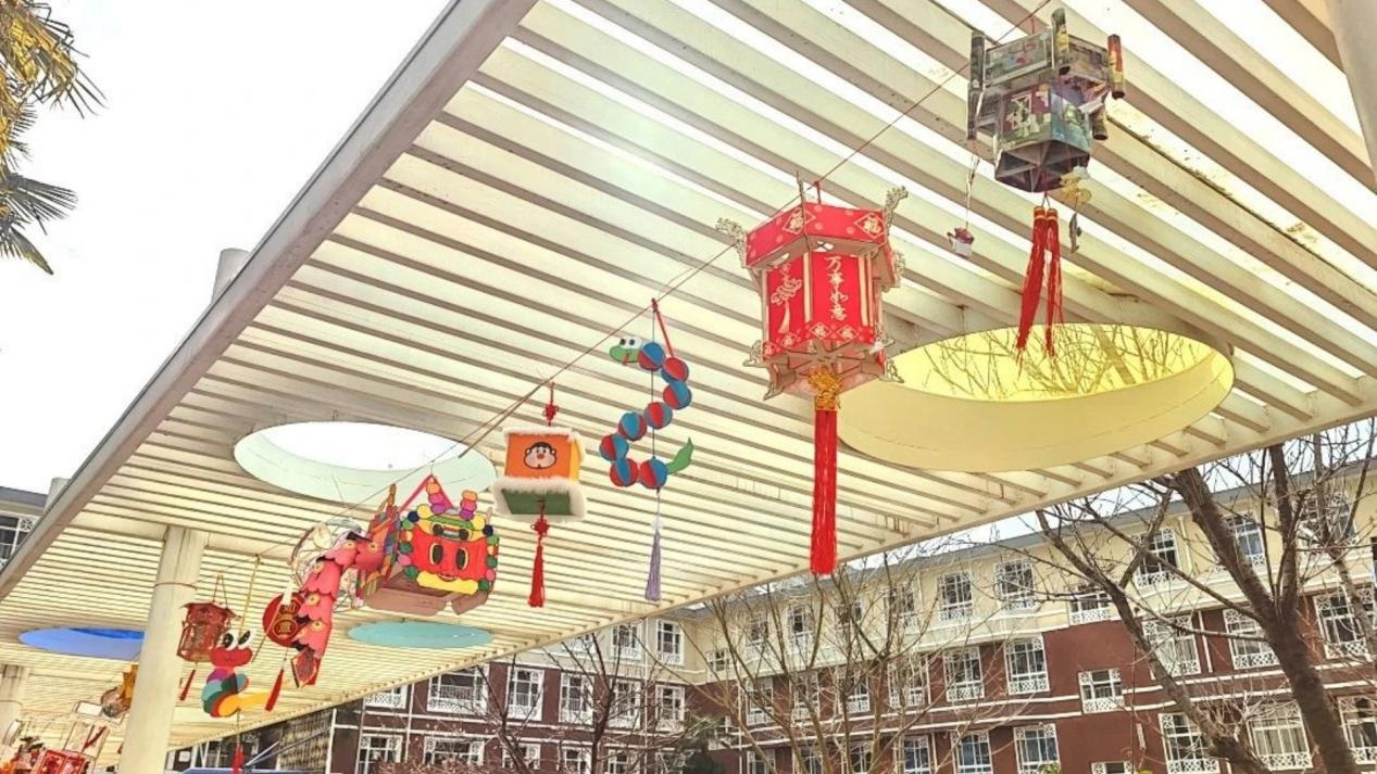 <b>西安市碑林区振兴路小学元宵花灯展：传承文化 点亮创意</b>