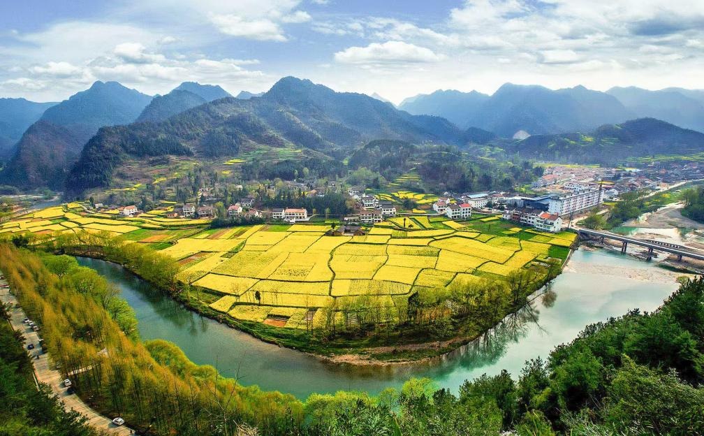 <b>金色花海迎宾客，文旅融合新体验 2025汉中春季文旅消费季盛大启幕</b>