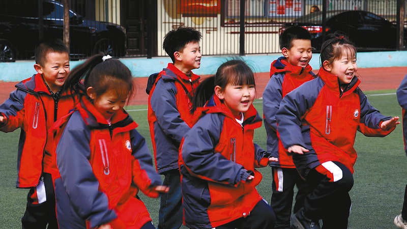 <b>延安市宝塔区：大课间活动让校园生活绽放新活力</b>