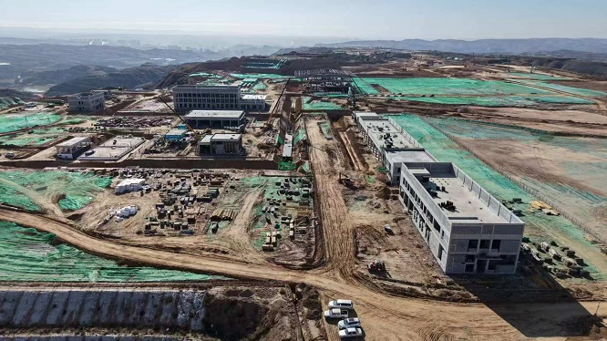 <b>预计于今年底进入校飞试飞阶段！ 榆林市府谷县项目建设提速提质提效  </b>