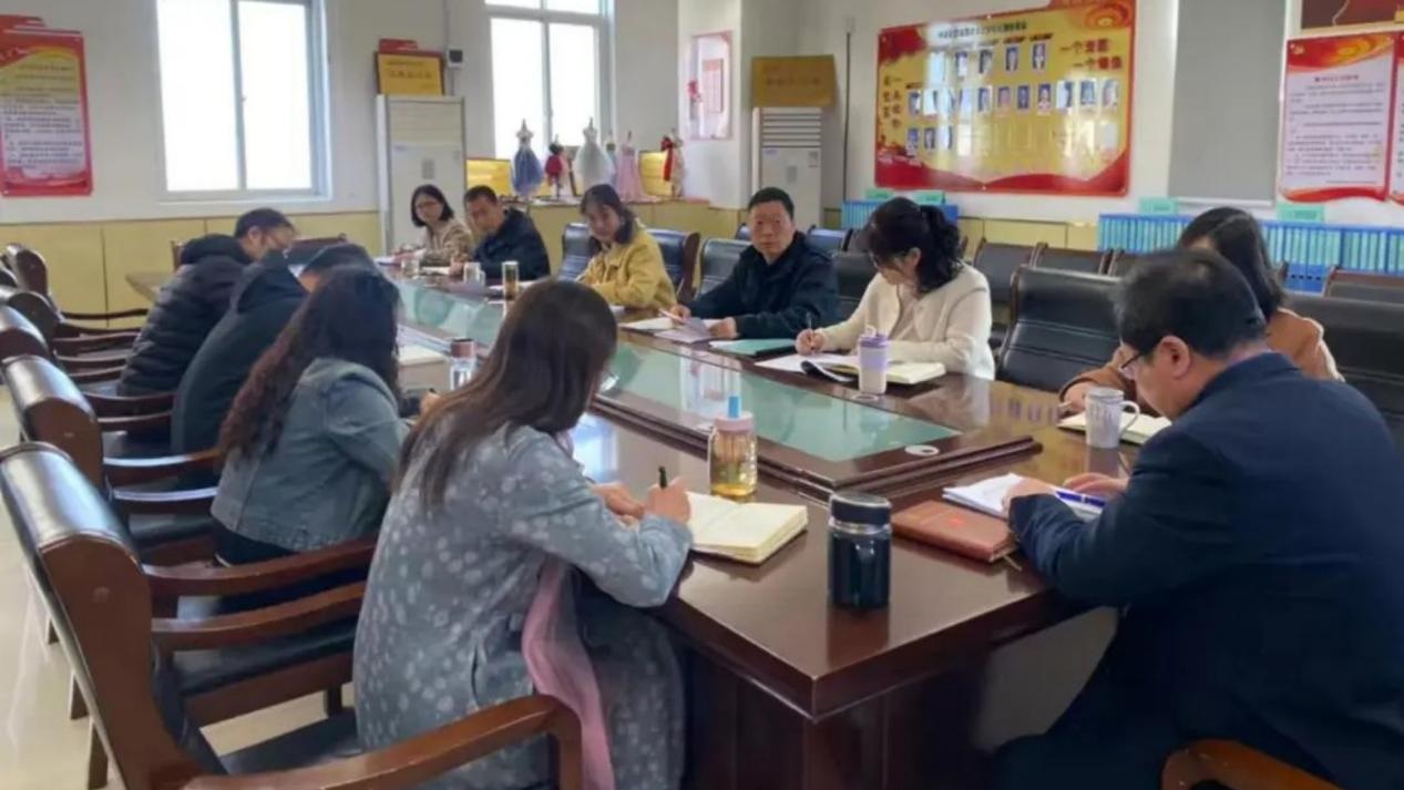 <b>趣味课间来袭，西安市第六十三中学学生乐翻天</b>