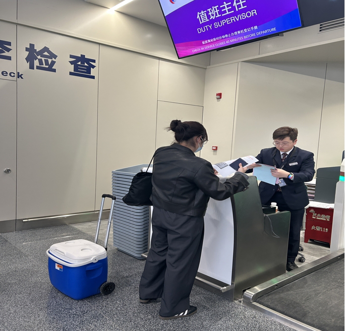 <b>12分钟生命速递！西安机场上演“人体器官紧急运输”接力</b>