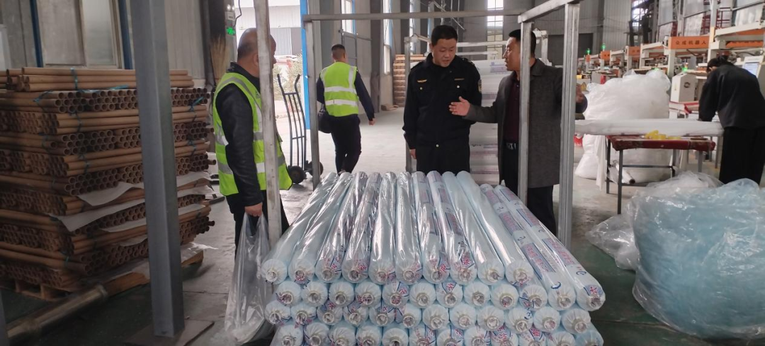 <b>榆林市靖边县市场监督管理局开展农资产品质量安全监督抽查  </b>