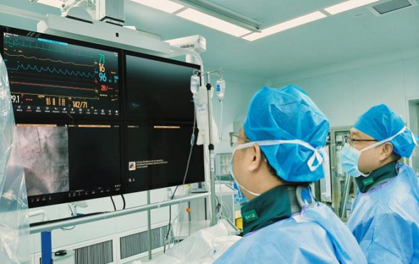 <b>咸阳彩虹医院成功开展首例急诊PCI手术</b>