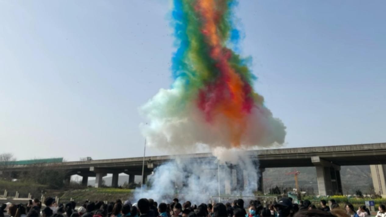<b>西安市第六十三中学科技节闭幕 少年逐梦点亮创新星火</b>