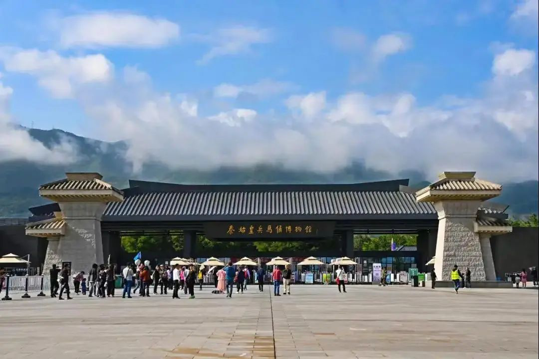 <b>西安城南客运站开通直达兵马俑班车</b>