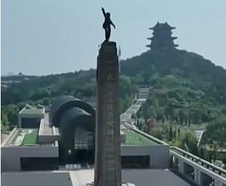 <b>习语｜中国人民将坚定不移捍卫用鲜血和生命写下的历史</b>