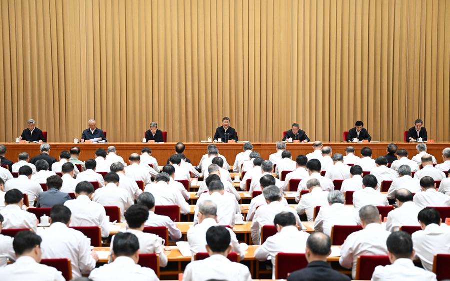<b>中央城市工作会议在北京举行 习近平发表重要讲话</b>