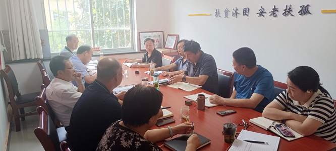 <b>商洛市慈善协会集中政治学习、传达第六届浙陕慈善讲坛精神    </b>