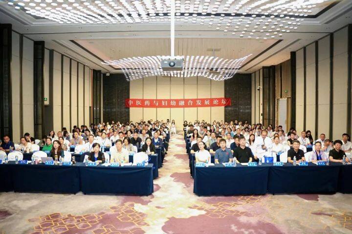 <b>商洛市妇幼保健院＂妇孺国医堂＂项目通过国家级标准化验收</b>