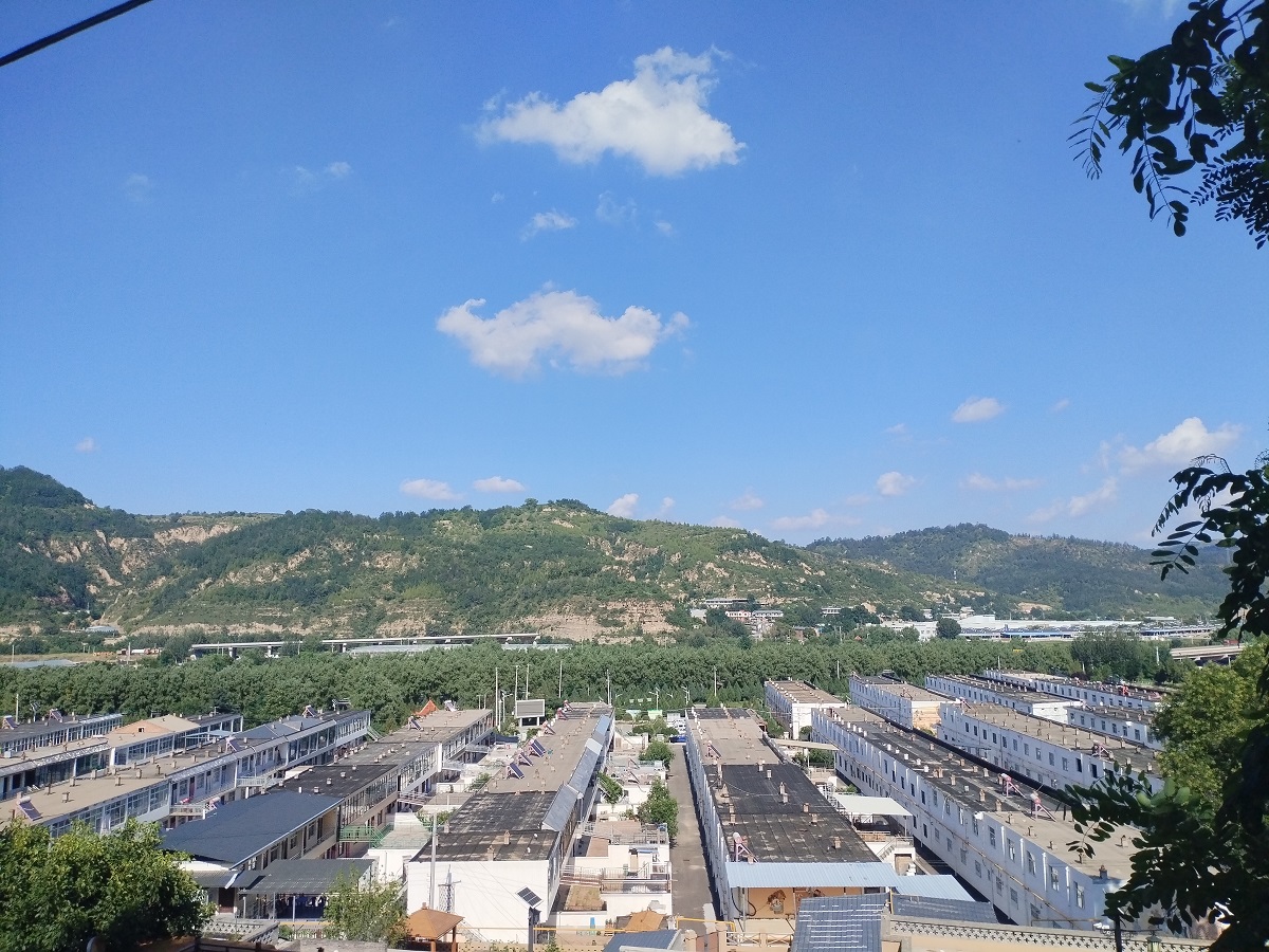 延安市宝塔区河庄坪镇康家沟村全力推进“千万工程”示范村建