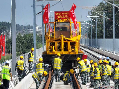 <b>山东河北同时启动 雄商高铁全线正式进入铺轨阶段</b>