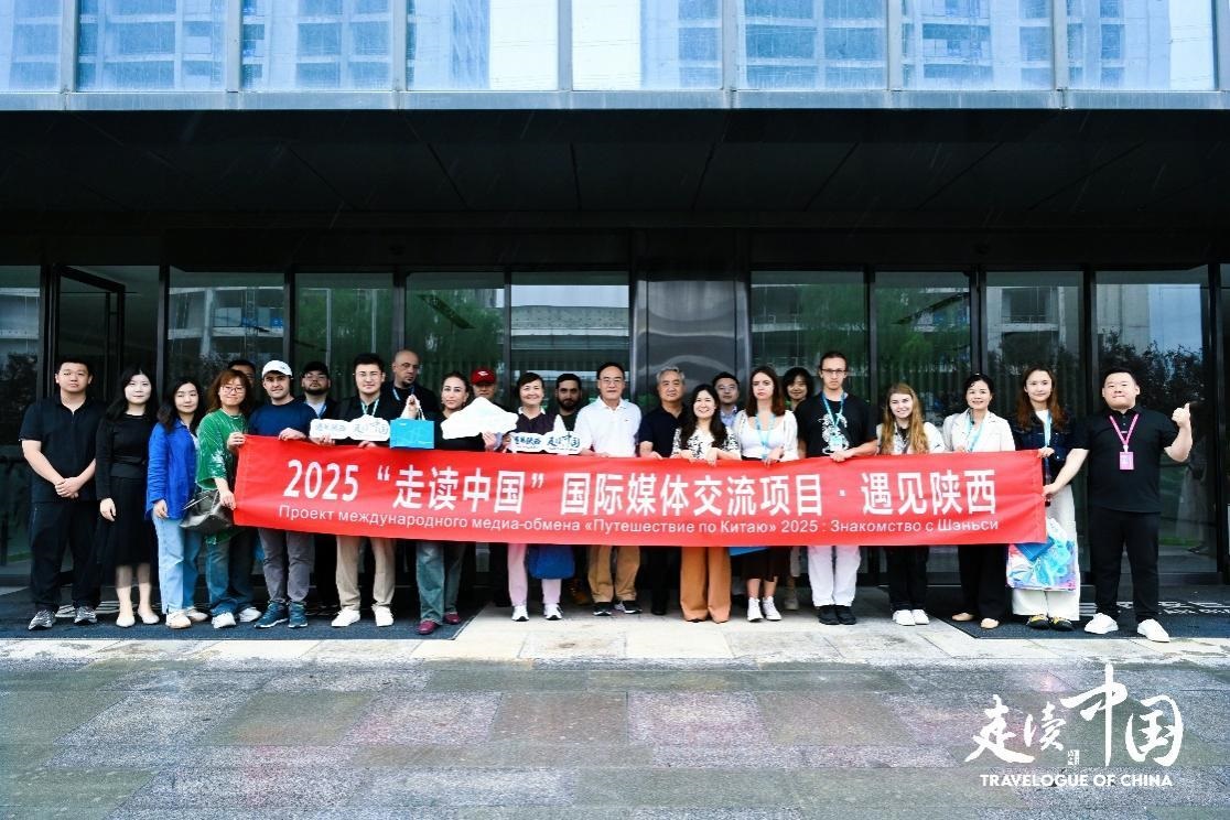 外国记者走进巨子生物：探访中国重组胶原蛋白产业前沿