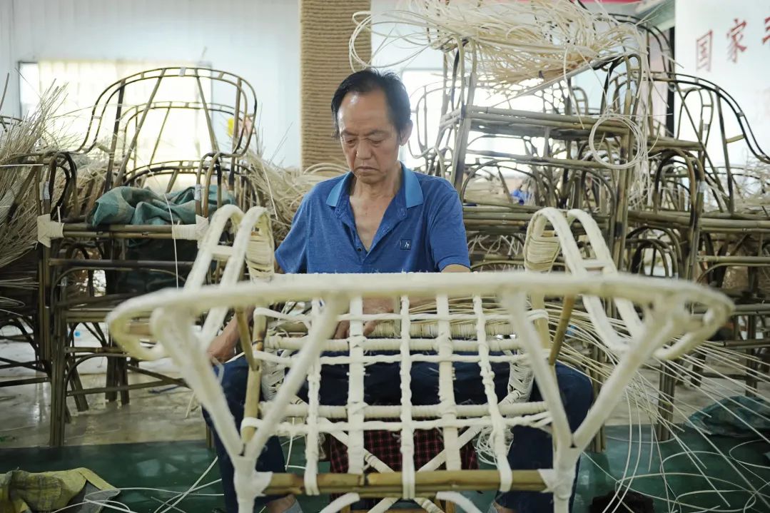 <b>汉中立法保护藤编</b>