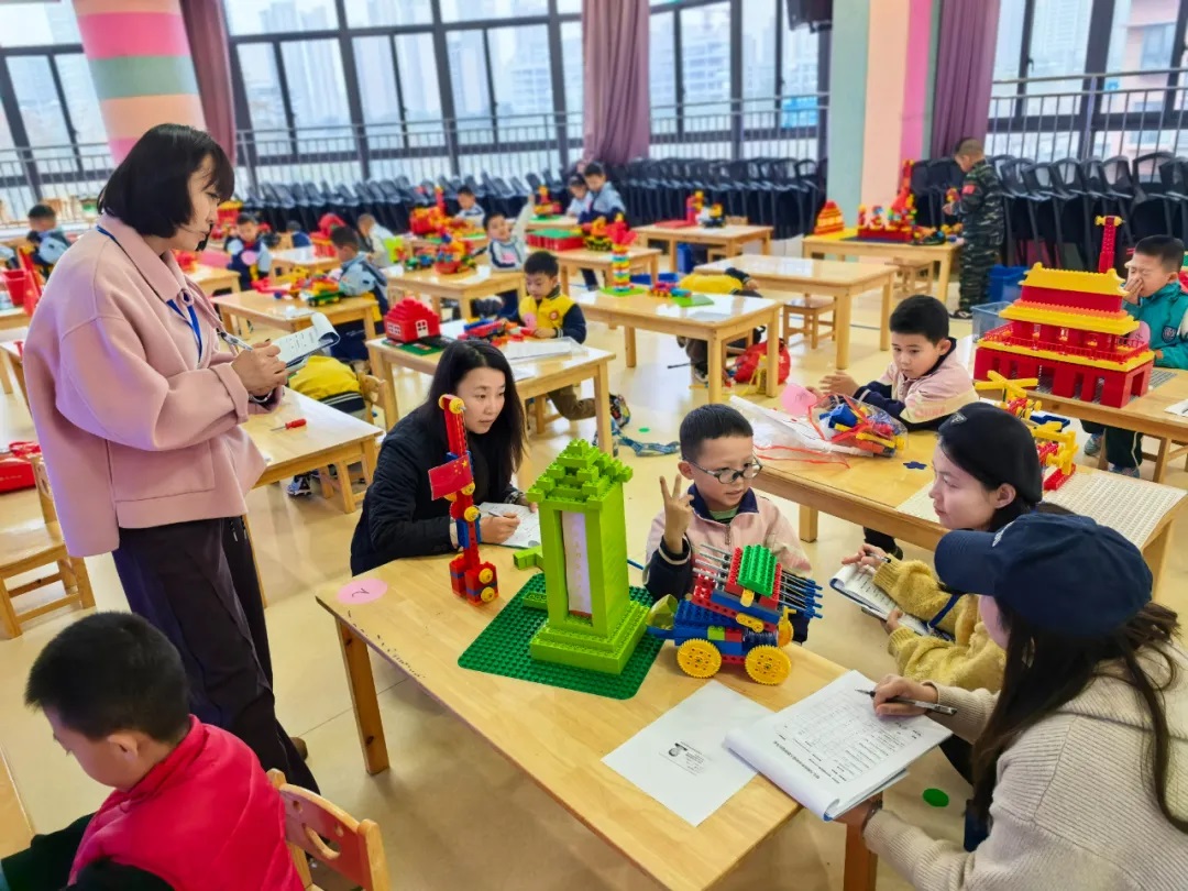 <b>延安市宝塔区第二届中小学（幼儿园）人工智能暨创客大赛成功举办</b>