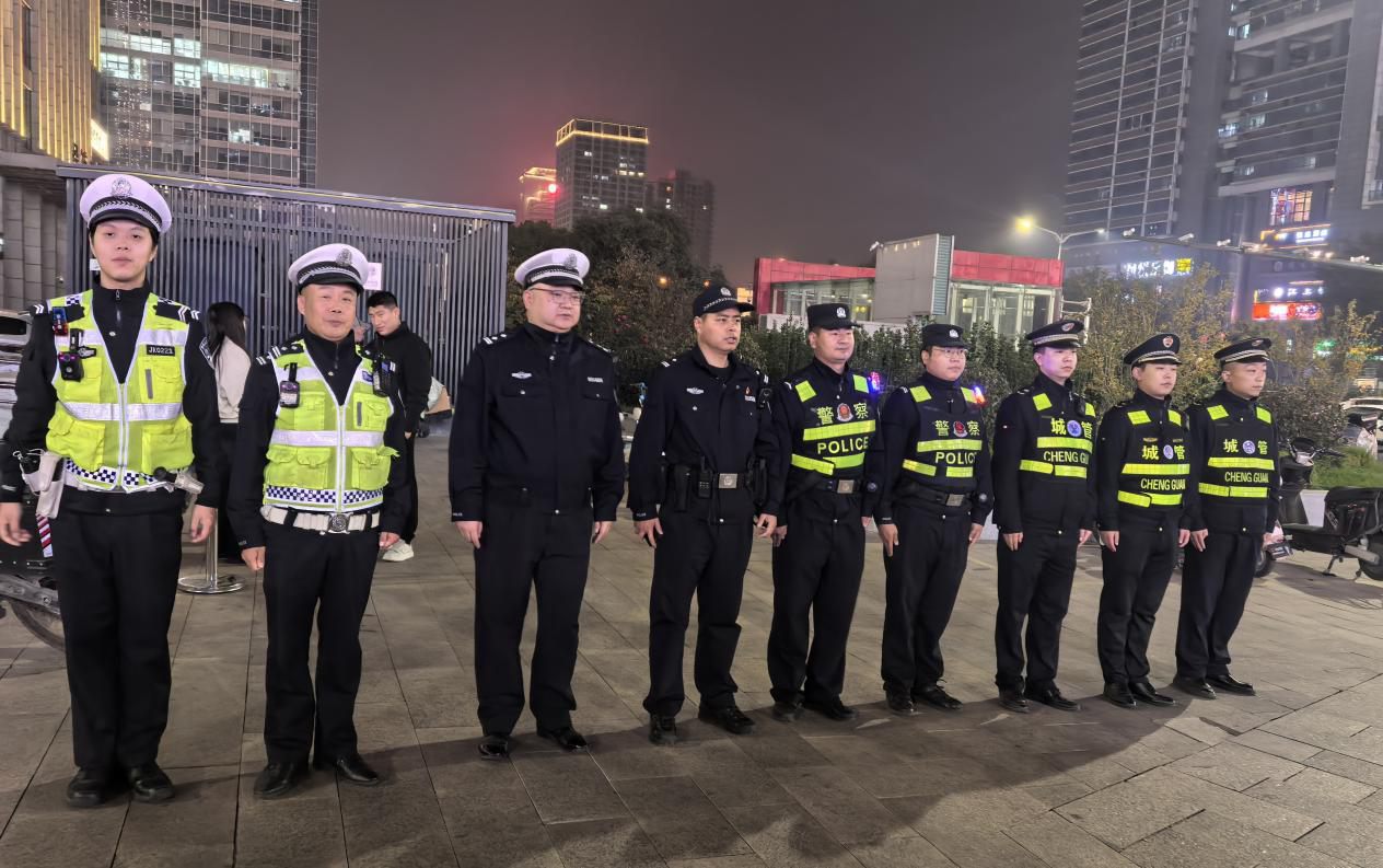 <b>西安经开区开展道路安全专项整治</b>