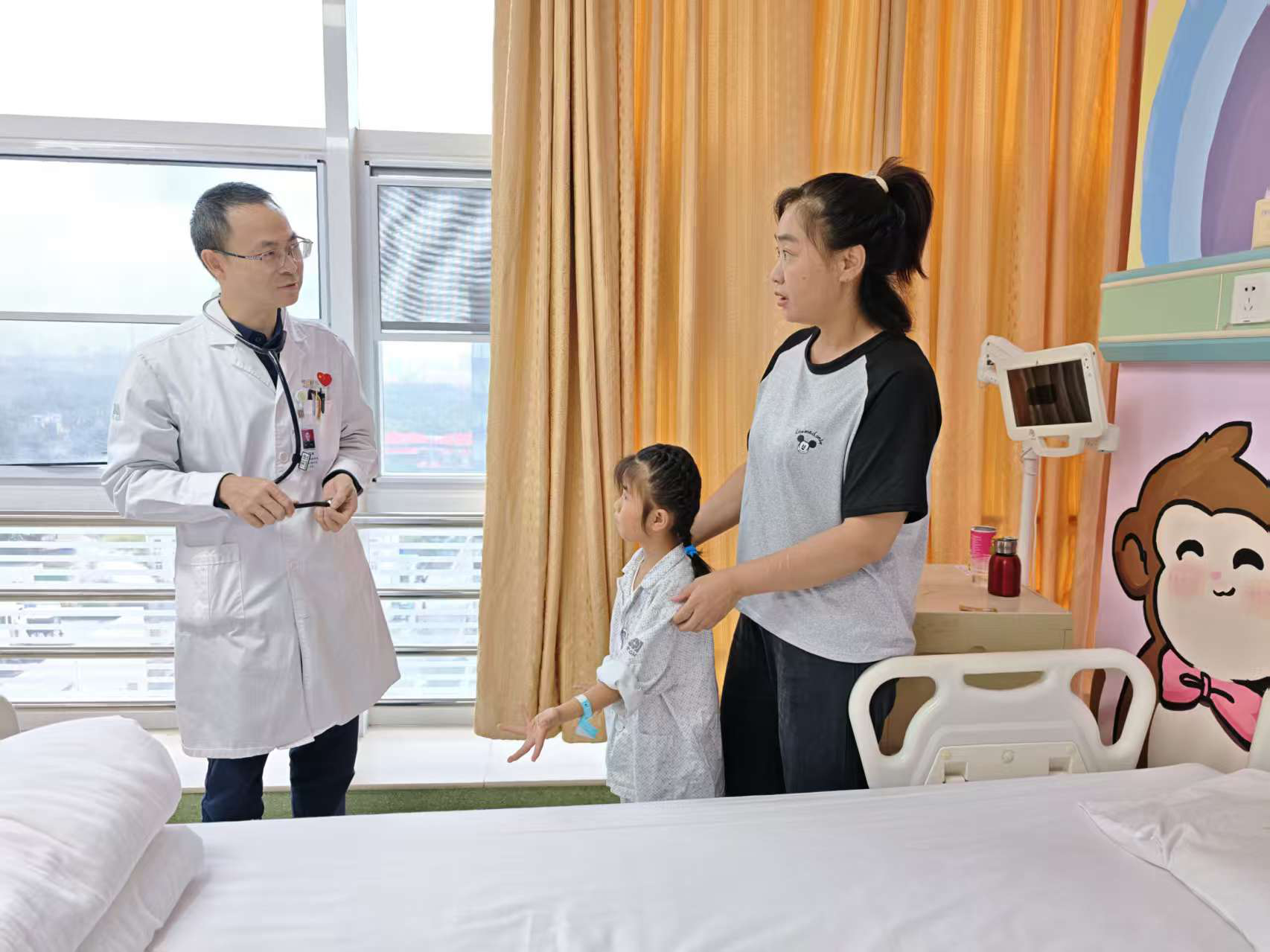 商洛慈善精准救助 9名患儿免费手术重获健康