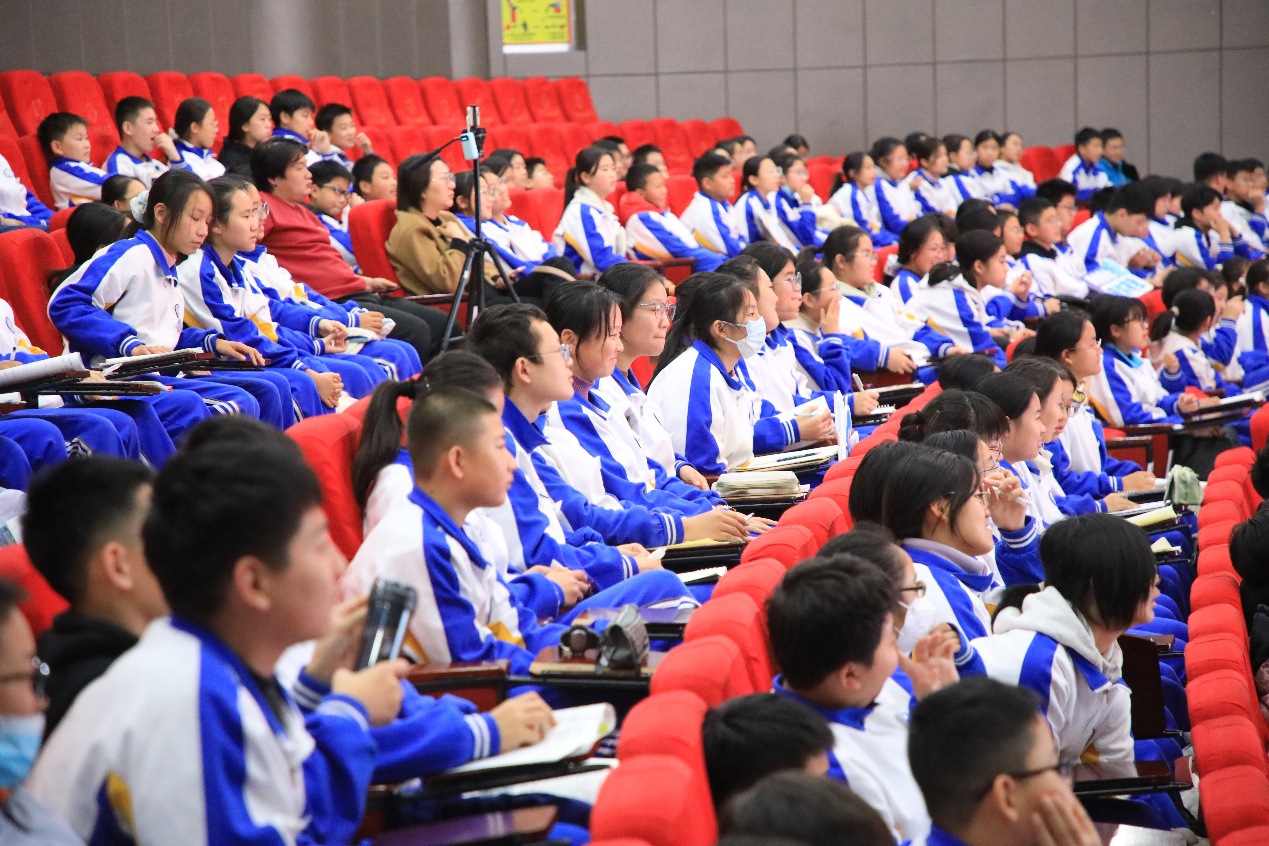 “共享清朗·网聚文明”渭南市青少年网络素养提升行动正式启