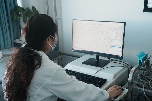 <b>铜川市宜君县“心电一张网”让基层诊疗更精准 </b>