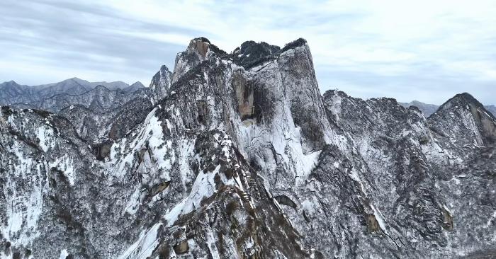 <b>华山等景区调整门票价格</b>