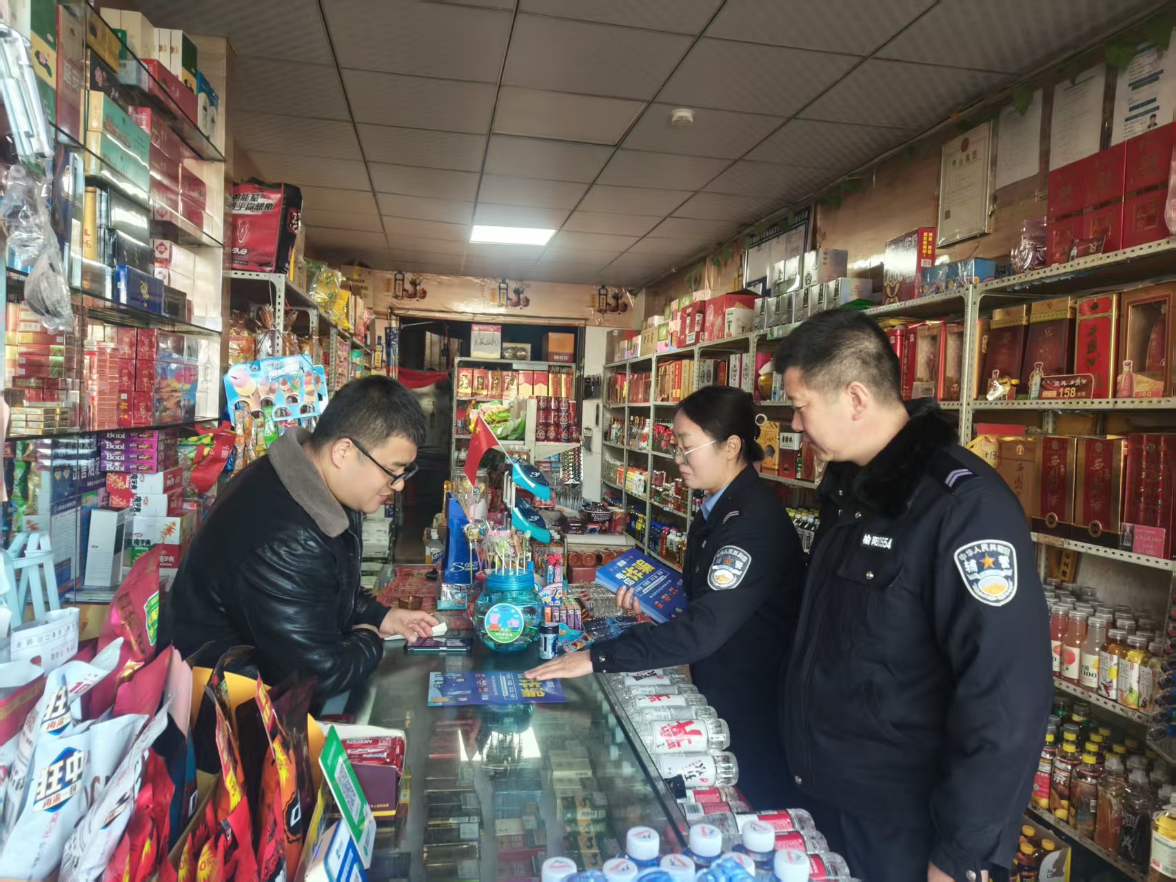 <b>榆林市公安局榆阳分局鼓楼派出所开展冬季消防大排查</b>