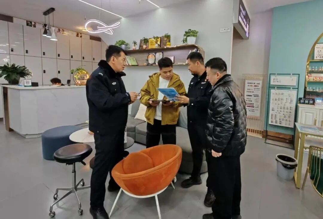 <b>榆林高新公安：多形式开展反诈宣传 筑牢群众财产安全屏障</b>