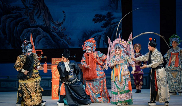 <b>铜川市：喜迎盛世人心暖 梨园秦声颂幸福</b>