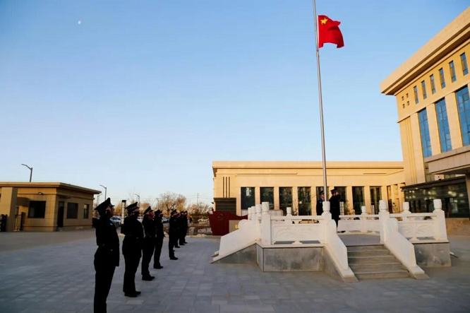 榆林市靖边县人民法院开展第六个中国人民警察节庆祝活动   