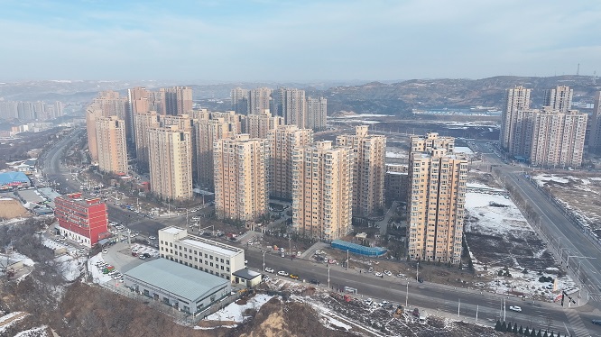 <b>榆林市府谷县：“职”通门口拓富路 声声“机”鸣织幸福   </b>