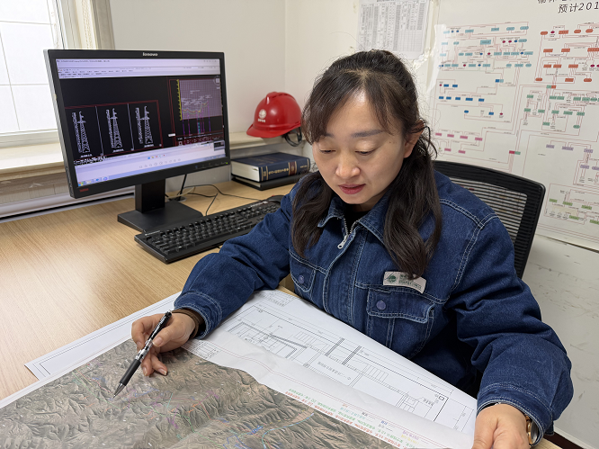 <b>以创新为翼 扎根一线绽芳华——记国网榆林供电公司“陕电工匠”曹鑫瑞</b>