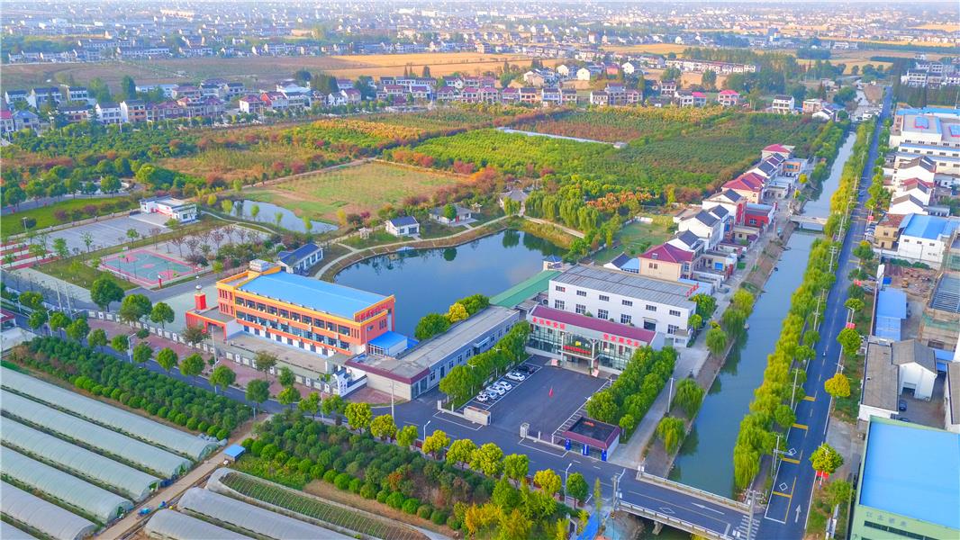 <b>习近平的两会时间丨两个德胜村，同一份牵挂</b>