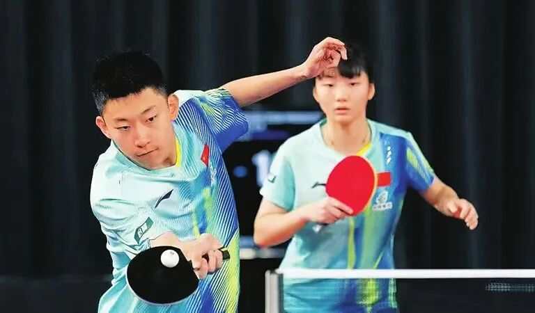 <b>WTT青少年常规挑战赛，山西太原小伙张贺梁混双夺冠</b>