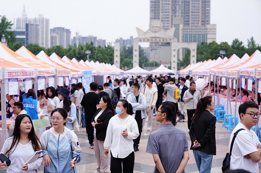 2026年全国城市联合招聘高校毕业生春季专场招聘会成功举办