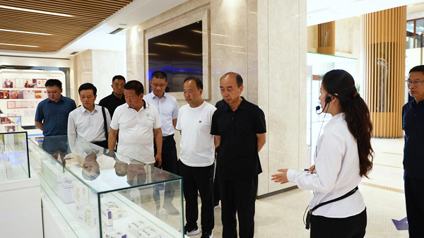 <b>泰州——咸阳两市品促会签署战略协议共推区域品牌高质量发展</b>