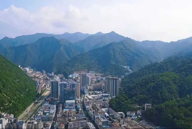 <b>商洛市柞水县：加快民生项目落地 提升群众幸福指数</b>