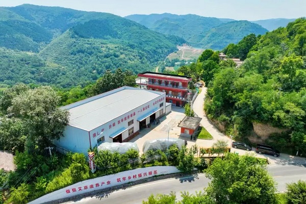 铜川市耀州区：高尔塬村庄显“美颜 ” 百姓笑开颜