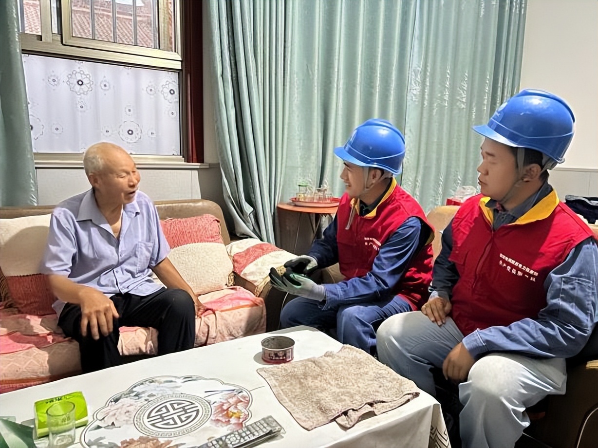 国网渭南供电公司：汛后巡线固杆基 入户送电暖民心