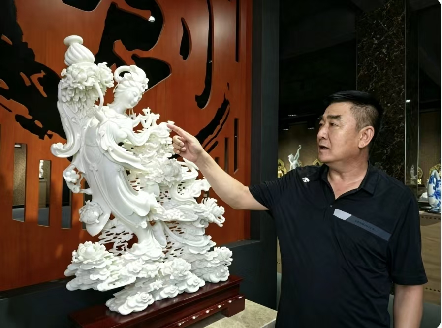 <b>深耕石雕匠心筑梦  转型赋能破浪前行</b>