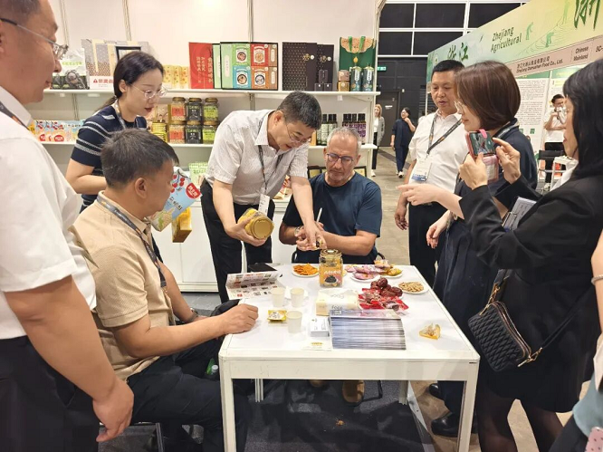 <b>榆林优质农特产品亮相香港美食商贸博览会   </b>