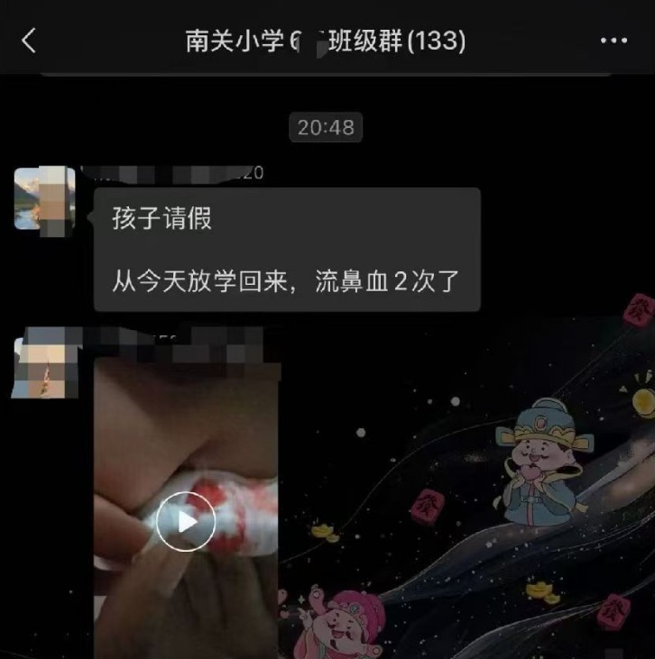 <b>小学新校区被指气味刺鼻“学生头晕流鼻血”，山东巨野通报：已迁回校本部</b>