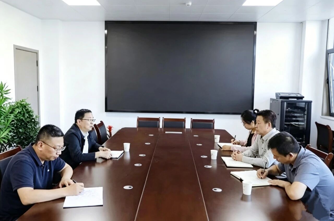 <b>商洛市司法局与市烟草专卖局共商新媒体普法大赛决赛备赛工作</b>