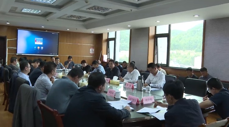 延安市安塞区委副书记、代理区长党晓明主持召开第十四次周“解扣”会议