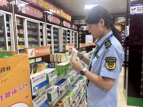 <b>商洛市山阳县漫川关镇：节前守护不缺位  温情监管暖民心</b>