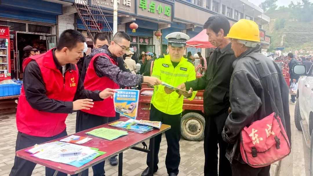 <b>榆林横山公安交警精准送教守护重点群体出行安全</b>