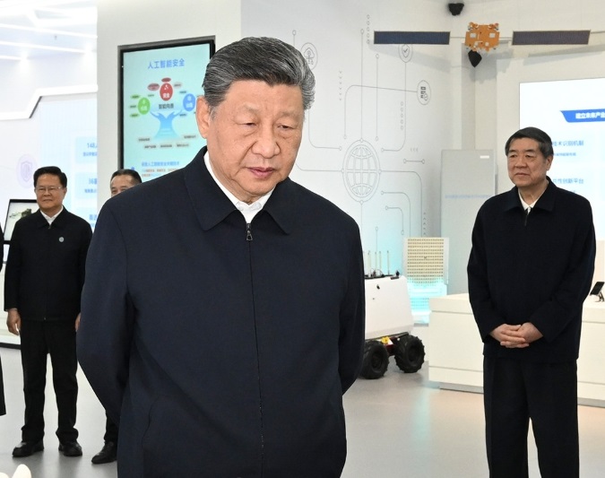 “必须把因地制宜发展新质生产力摆在更加突出的战略位置”