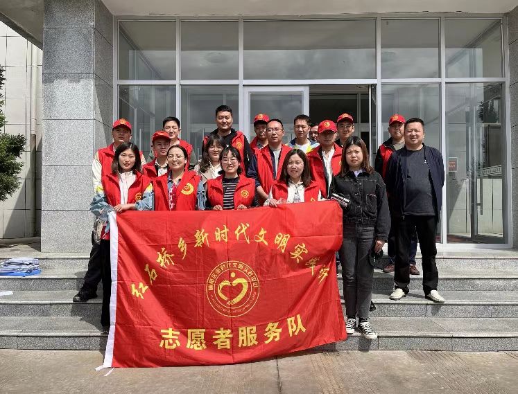<b>入户摸排+贴心服务  榆阳区红石桥乡开展重点业务专项行动</b>