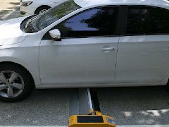 “停车难”问题有解！西安首个智能平板锁停车场投入运营